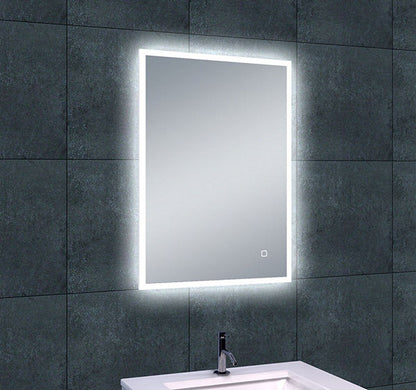 Quatro spiegel met LED verlichting & verwarming 50 x 70 cm