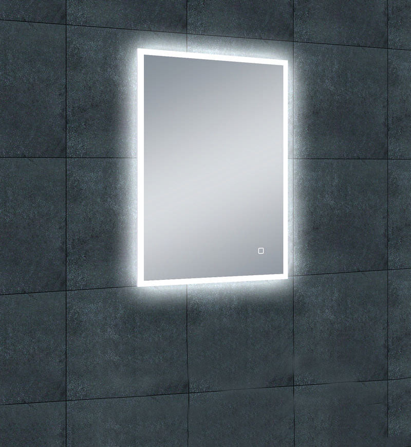 Quatro spiegel met LED verlichting & verwarming 50 x 70 cm 8718858071104
