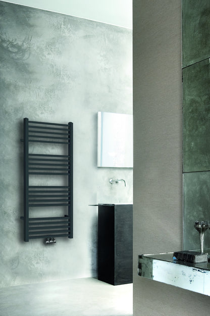 Tower radiator 119 x 60 cm mat zwart